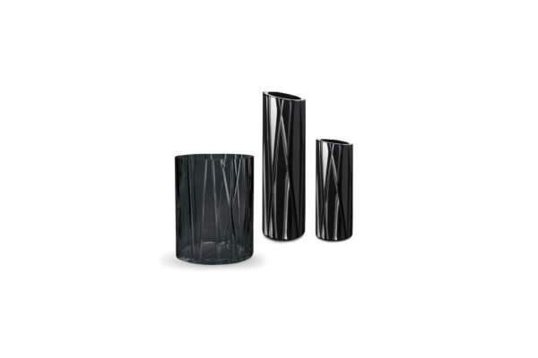 Moonlight Manhattan black vases