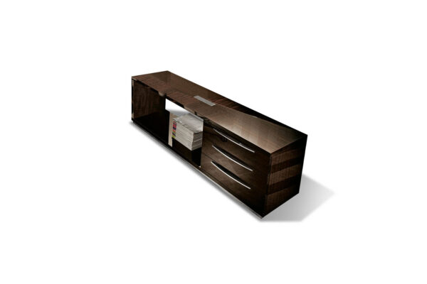 Vogue drawers return