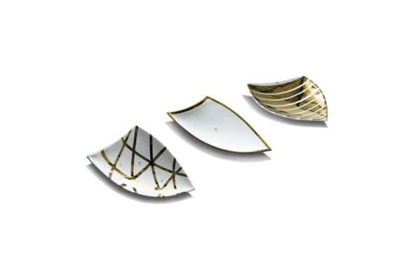 صواني مركزية بتصميم الرؤية